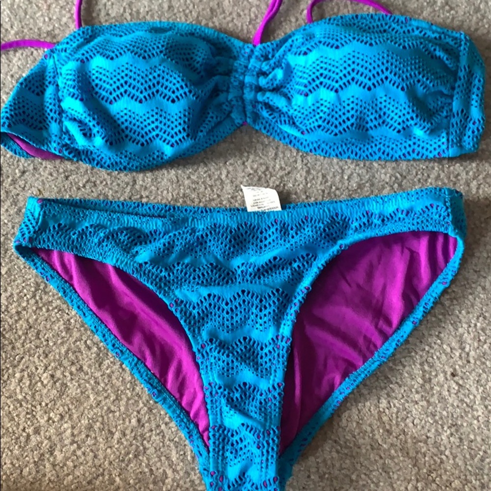 Bathing suit